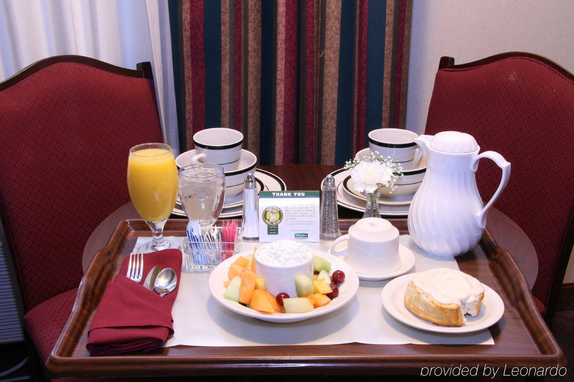 Holiday Inn Selma - Swancourt Kültér fotó