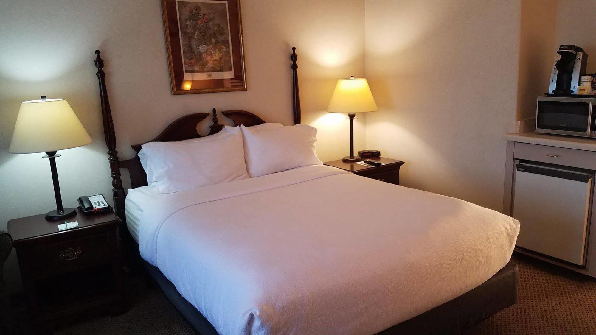 Holiday Inn Selma - Swancourt Kültér fotó