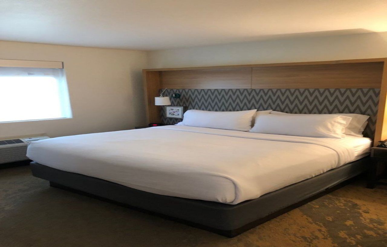 Holiday Inn Selma - Swancourt Kültér fotó